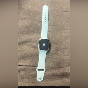 Apple Watch Series 4, 40mm